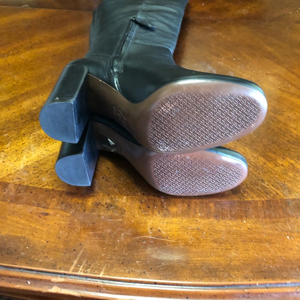 Tory Burch Bowie boot - Picture 5 of 8